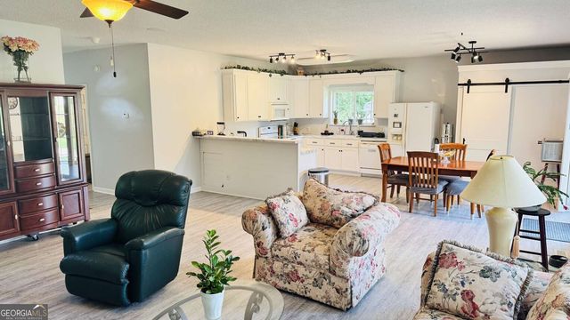 108 Wesley Lane, Eatonton, GA 31024