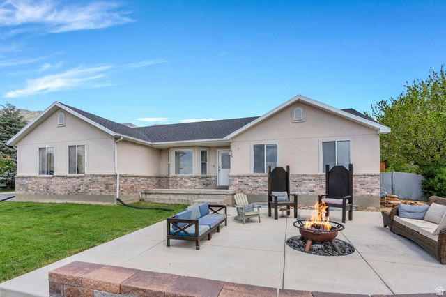 459 S LOADER AVE, Pleasant Grove, UT 84062