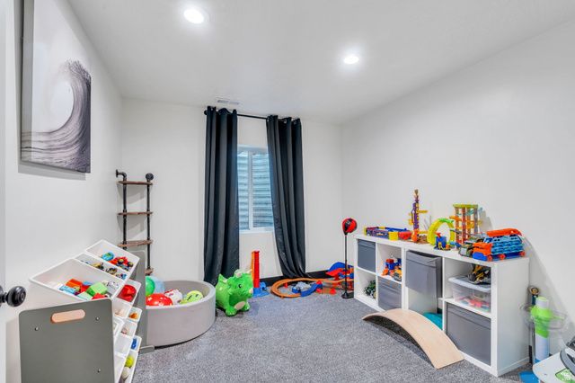 459 S LOADER AVE, Pleasant Grove, UT 84062