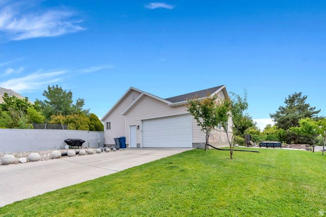 459 S LOADER AVE, Pleasant Grove, UT 84062