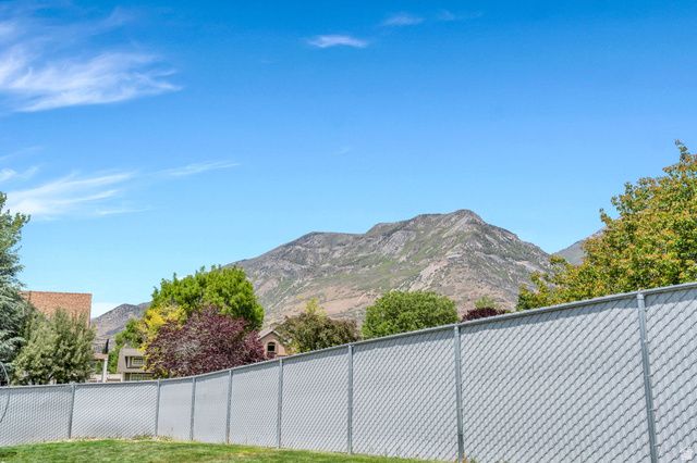 459 S LOADER AVE, Pleasant Grove, UT 84062
