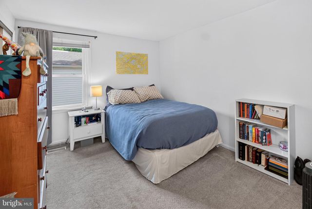7529 CAMP ALGER AVE, Falls Church, VA 22042