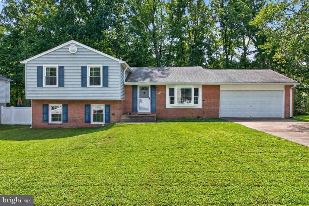 7529 CAMP ALGER AVE, Falls Church, VA 22042