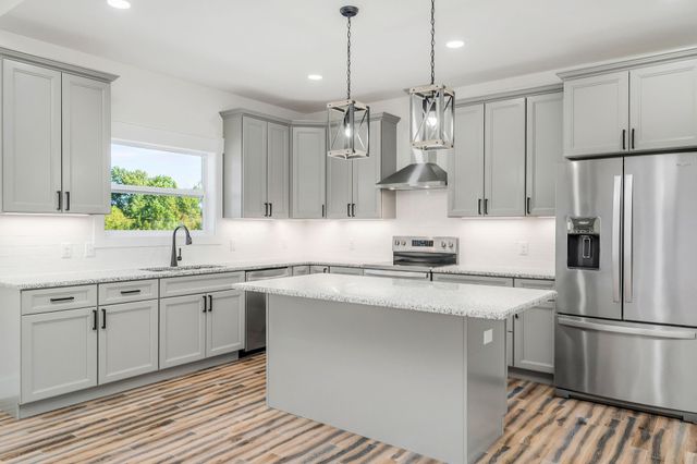 9345 Fox Hill Rd, Baxter, TN 38544