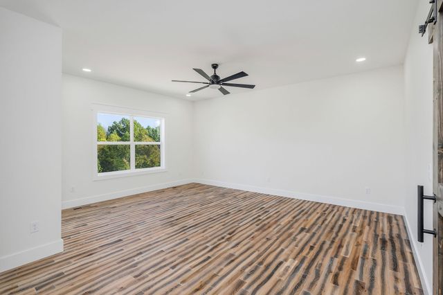 9345 Fox Hill Rd, Baxter, TN 38544