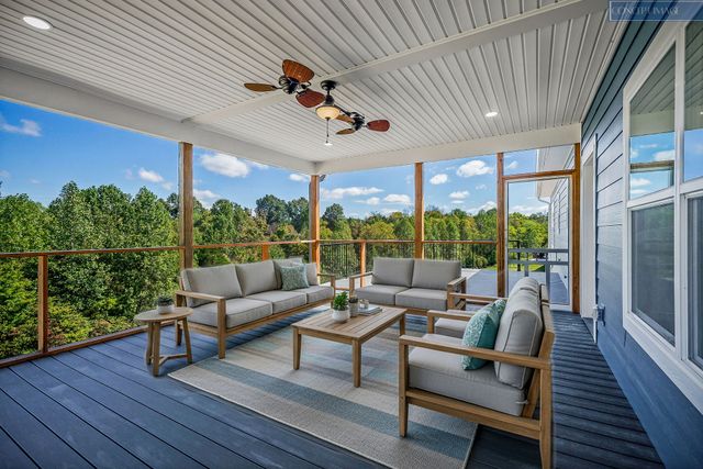 9345 Fox Hill Rd, Baxter, TN 38544