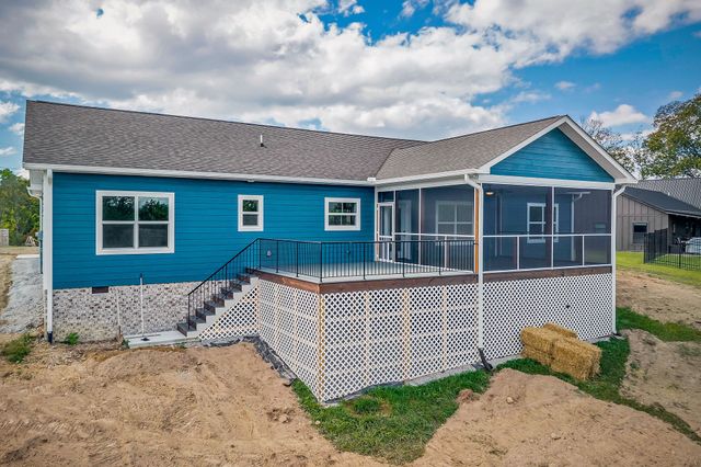 9345 Fox Hill Rd, Baxter, TN 38544