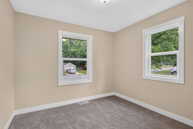 3427 Wood Street, Kalamazoo, MI 49008