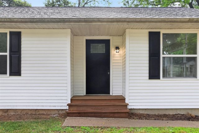 3427 Wood Street, Kalamazoo, MI 49008