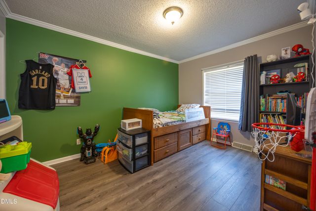 2304 5 Bridge Road, Clinton, NC 28328