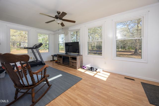 2304 5 Bridge Road, Clinton, NC 28328