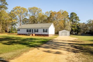 2304 5 Bridge Road, Clinton, NC 28328