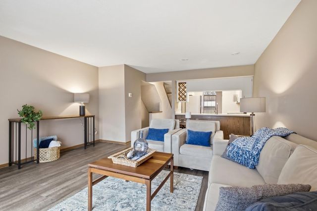 5874 Aqua Bay Drive, Columbus, OH 43235