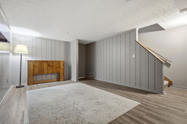 5874 Aqua Bay Drive, Columbus, OH 43235