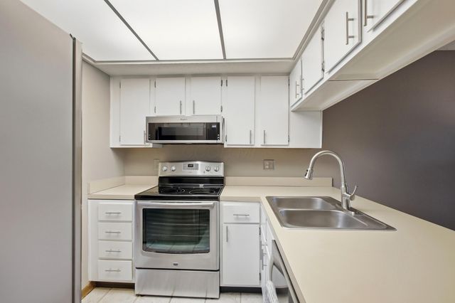 5874 Aqua Bay Drive, Columbus, OH 43235