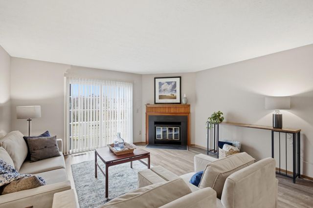 5874 Aqua Bay Drive, Columbus, OH 43235