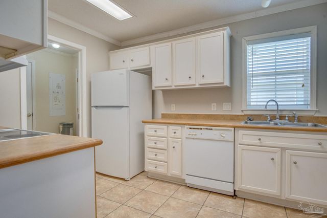 727 Bremen Ave, Pensacola, FL 32507