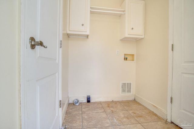 727 Bremen Ave, Pensacola, FL 32507