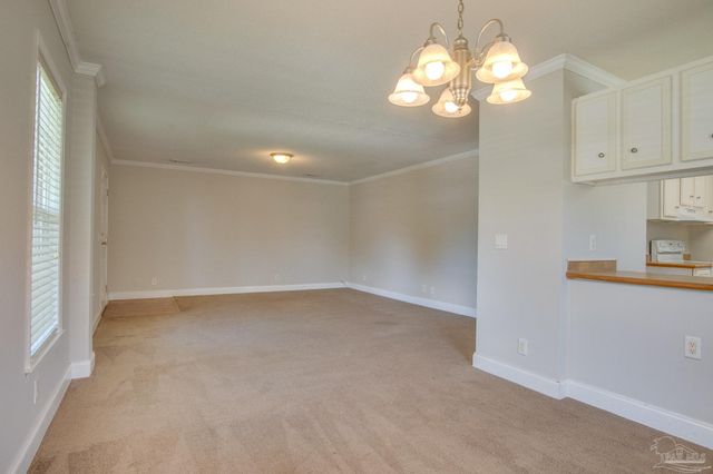 727 Bremen Ave, Pensacola, FL 32507