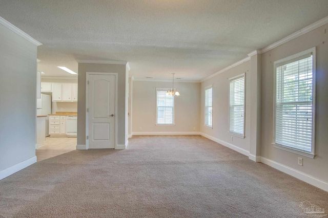 727 Bremen Ave, Pensacola, FL 32507
