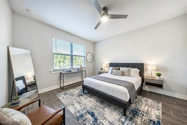 1059 Enbrook LOOP, Naples, FL 34114