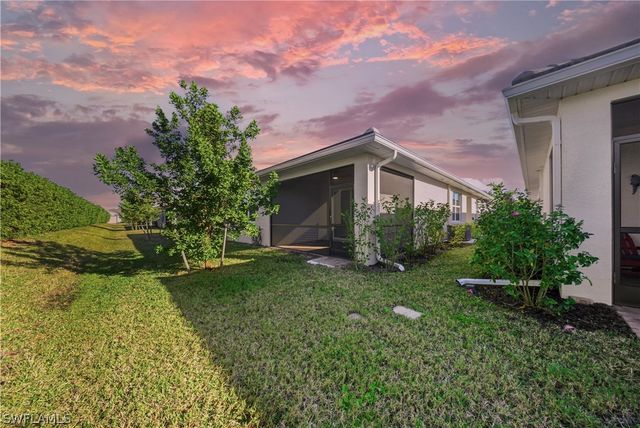 1059 Enbrook LOOP, Naples, FL 34114