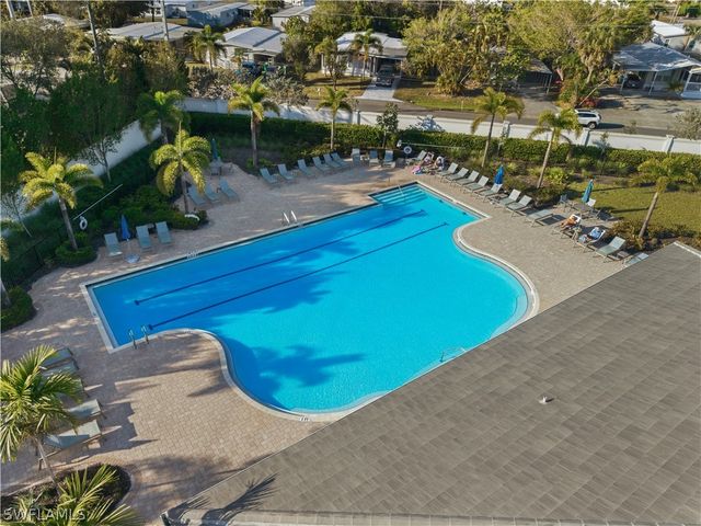 1059 Enbrook LOOP, Naples, FL 34114