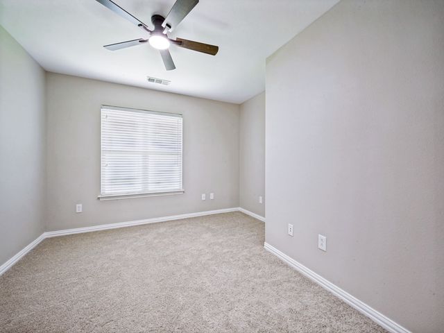 11217 Southerland Drive, Denton, TX 76207