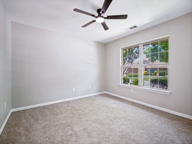 11217 Southerland Drive, Denton, TX 76207
