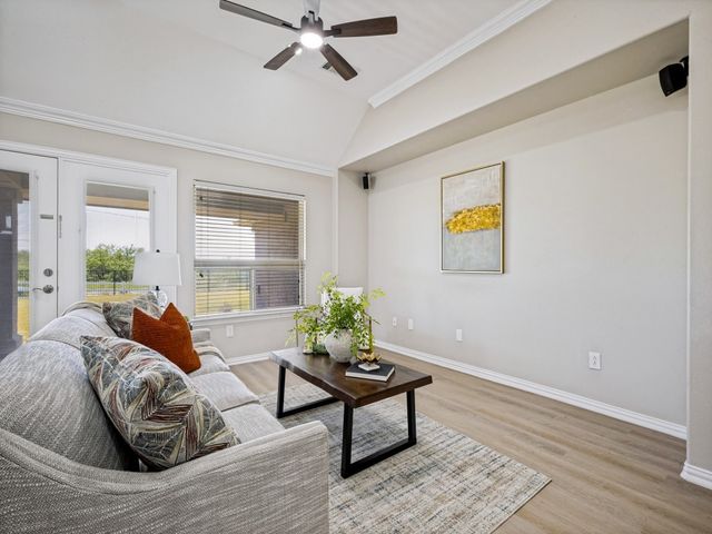 11217 Southerland Drive, Denton, TX 76207