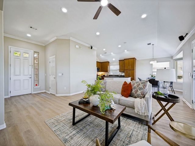 11217 Southerland Drive, Denton, TX 76207