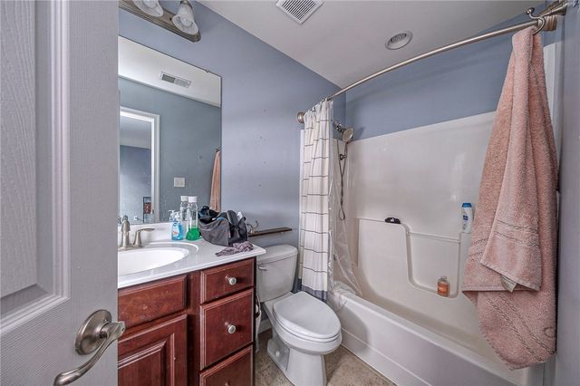 137 Lewisham Rd, Cranberry Twp, PA 16066