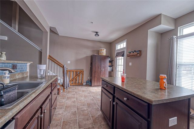 137 Lewisham Rd, Cranberry Twp, PA 16066