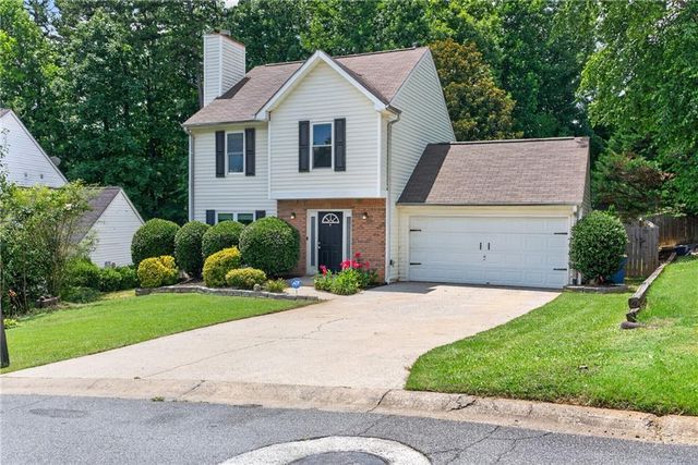 4304 Chesapeake Trace NW, Acworth, GA 30101