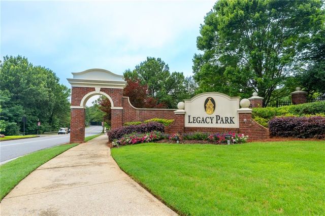 4304 Chesapeake Trace NW, Acworth, GA 30101