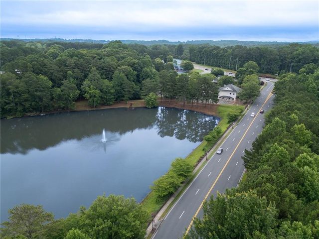 4304 Chesapeake Trace NW, Acworth, GA 30101