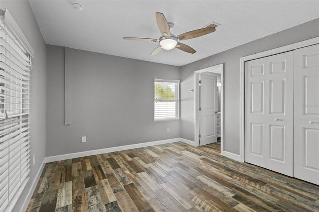 2302 S THIXTON COURT, Tampa, FL 33629