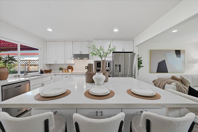 2441 Lambert Place, Union City, CA 94587