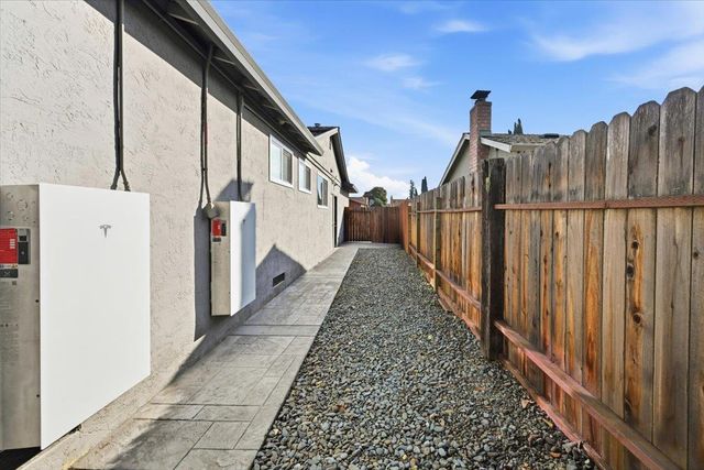 2441 Lambert Place, Union City, CA 94587