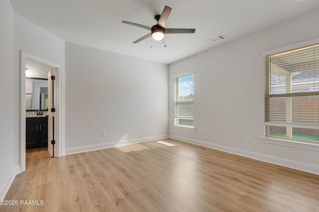 102 Gilded Lane, Broussard, LA 70518