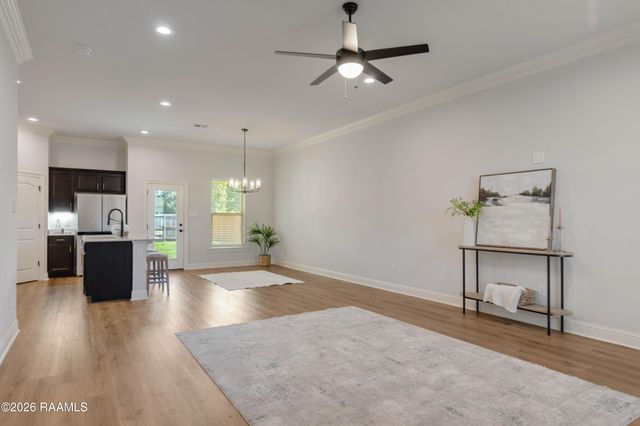 102 Gilded Lane, Broussard, LA 70518
