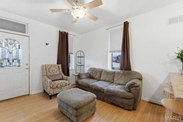 102 S 34th Street, Belleville, IL 62226