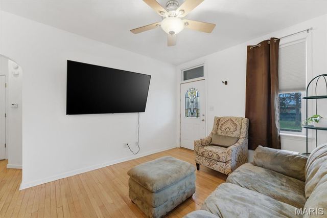 102 S 34th Street, Belleville, IL 62226