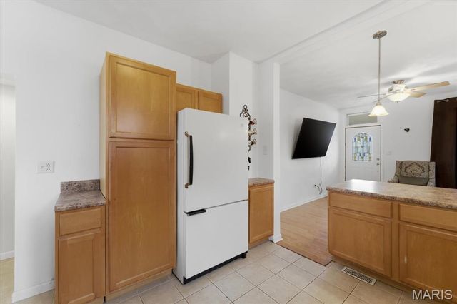 102 S 34th Street, Belleville, IL 62226