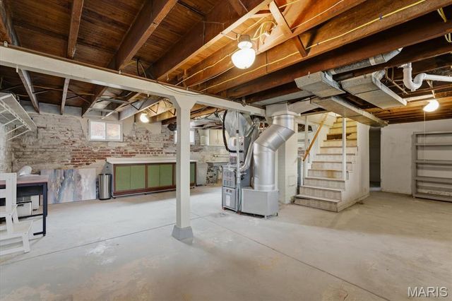 102 S 34th Street, Belleville, IL 62226