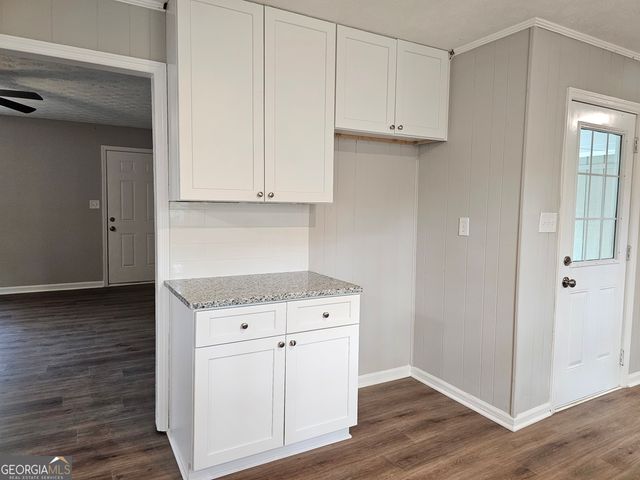 6829 Laurel View Court, Douglasville, GA 30135