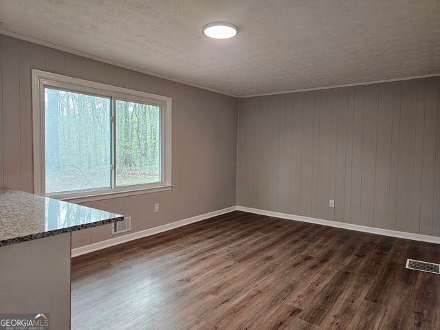 6829 Laurel View Court, Douglasville, GA 30135