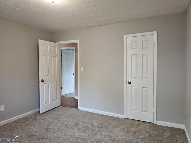 6829 Laurel View Court, Douglasville, GA 30135