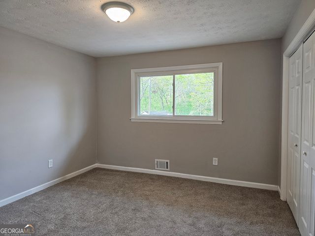 6829 Laurel View Court, Douglasville, GA 30135