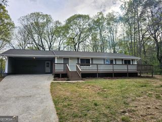 6829 Laurel View Court, Douglasville, GA 30135